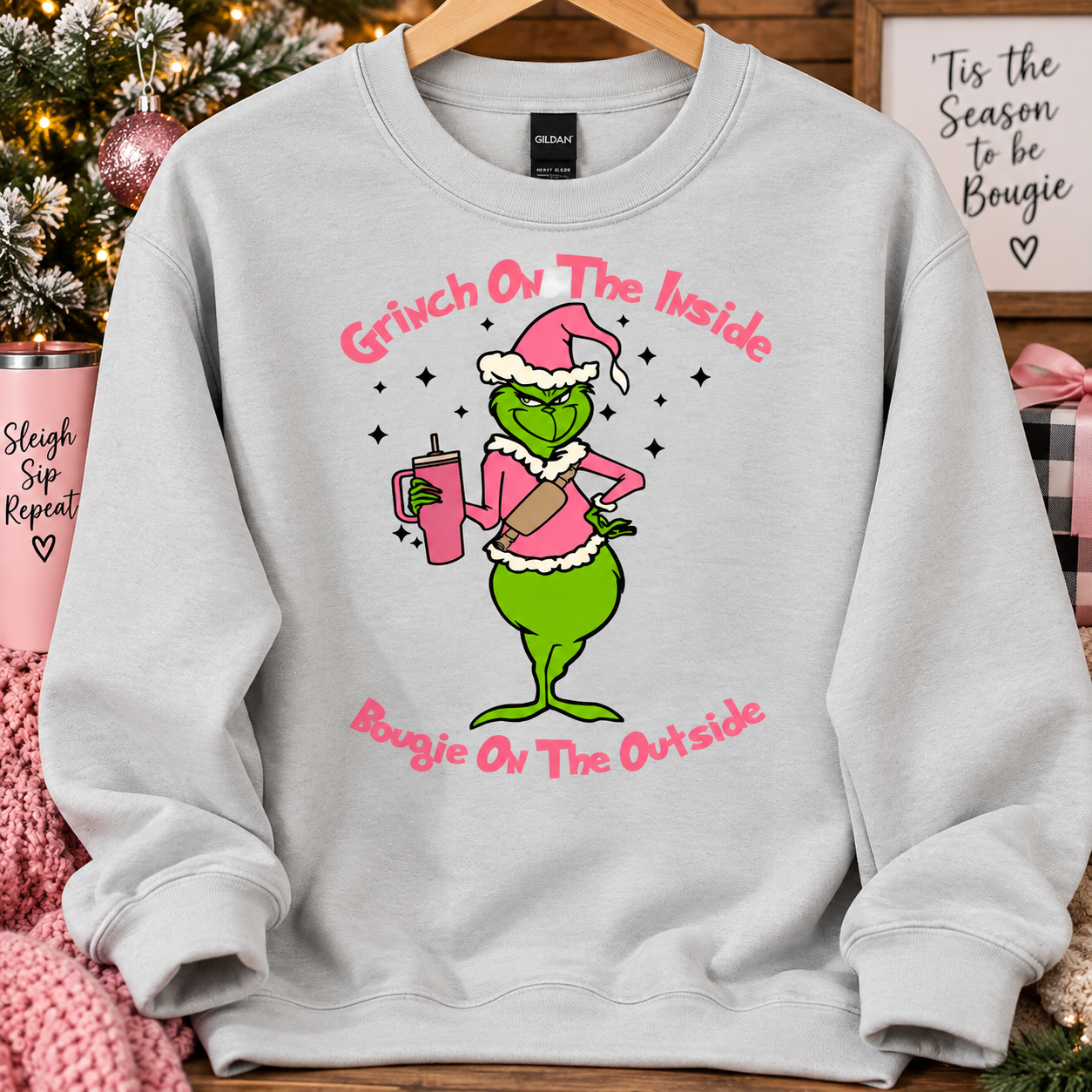 Grinch on the inside, Bougie on the outside