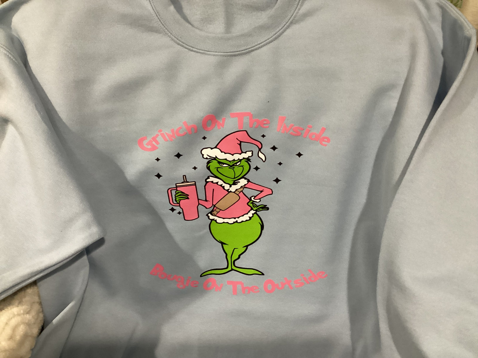Grinch on the inside, Bougie on the outside